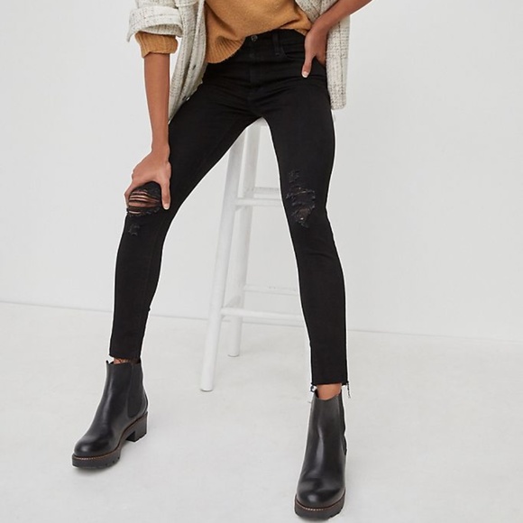 Joe's Jeans High Rise Distressed Skinny Jean - Picture 1 of 10
